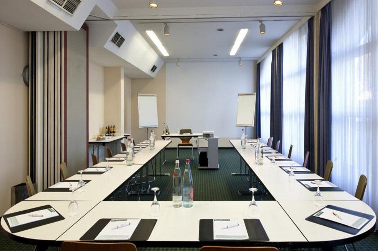 B&B Hotel Muenchen-Schwabing Bagian luar foto