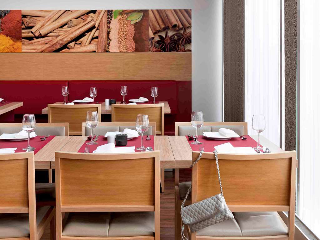 B&B Hotel Muenchen-Schwabing Restoran foto